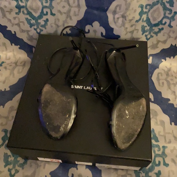 Shoes - Picture 4 of 5